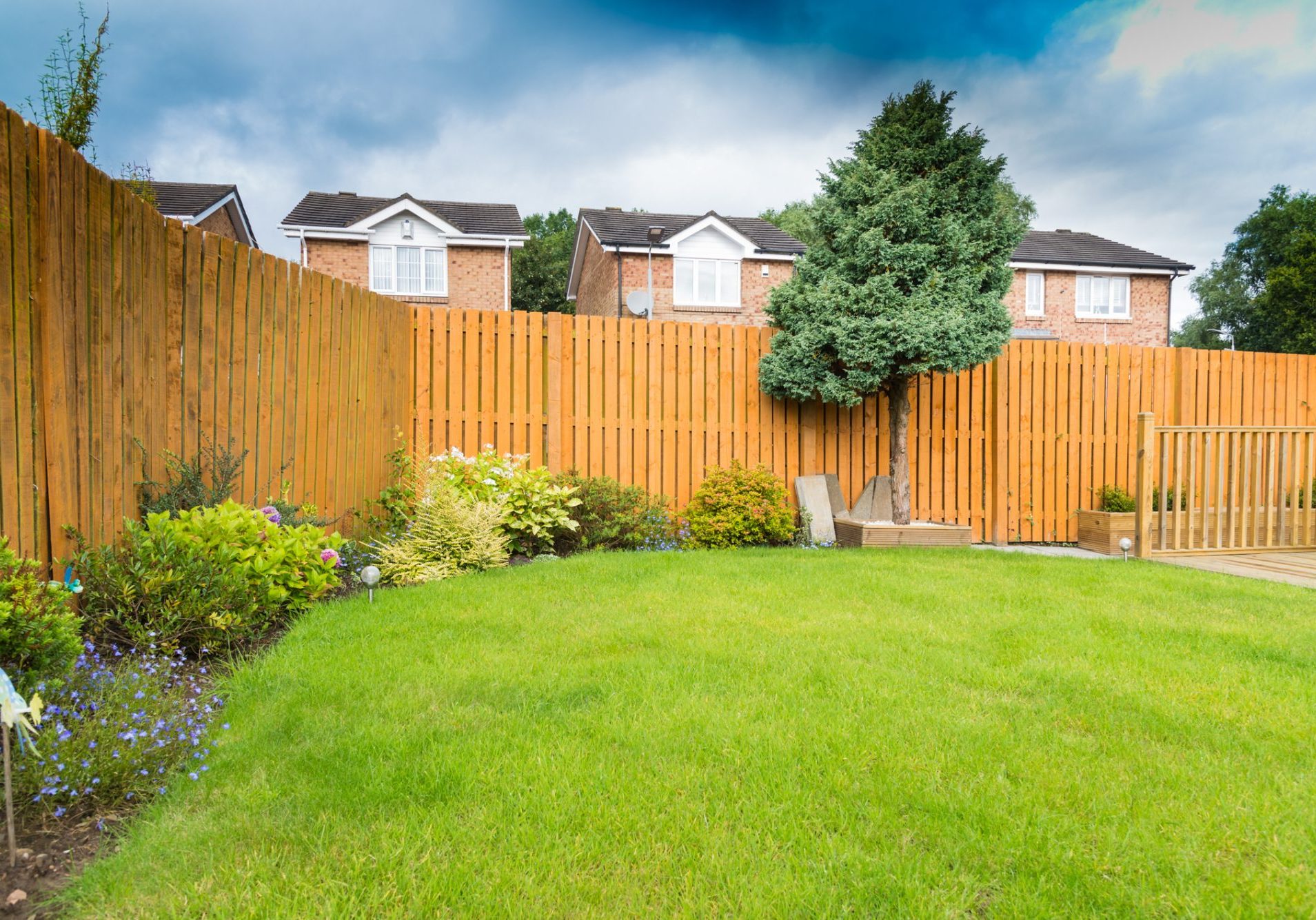 dreamstime_m_103567803 Gardening